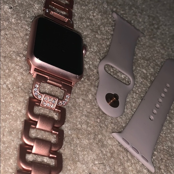 38MM 7000 series Apple Watch - Picture 2 of 2